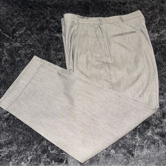 Haggar Men’s Pleated Slacks - Picture 2 of 3